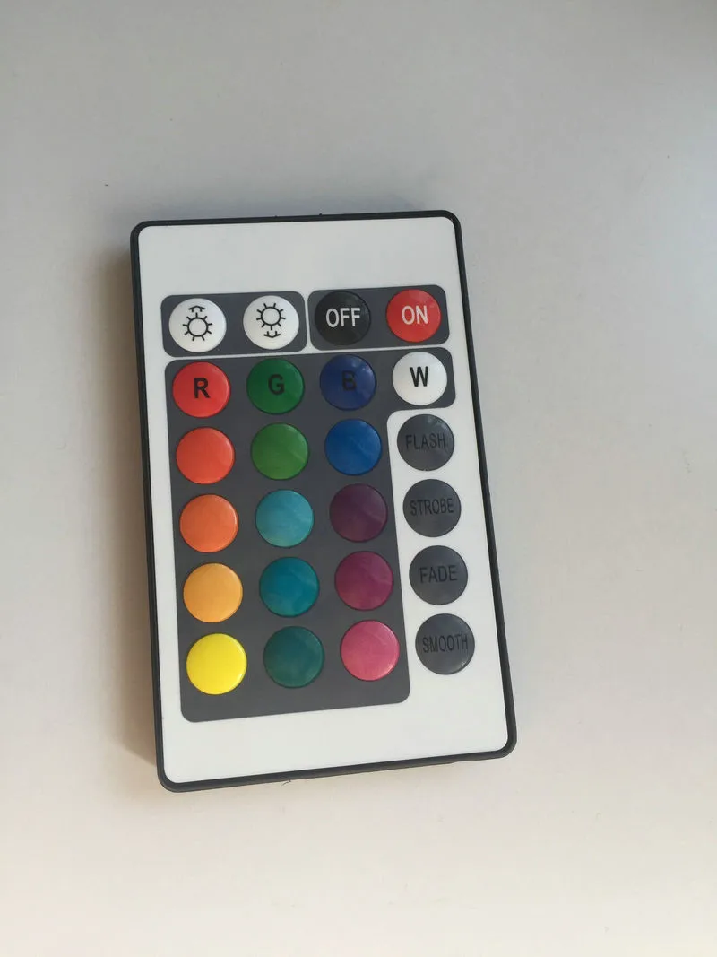 Base de luz RGBW recargable con control remoto, módulo LED colgante de 24 teclas, resistente al agua, potenciador de luz de estado de ánimo para muebles, 5050SMD