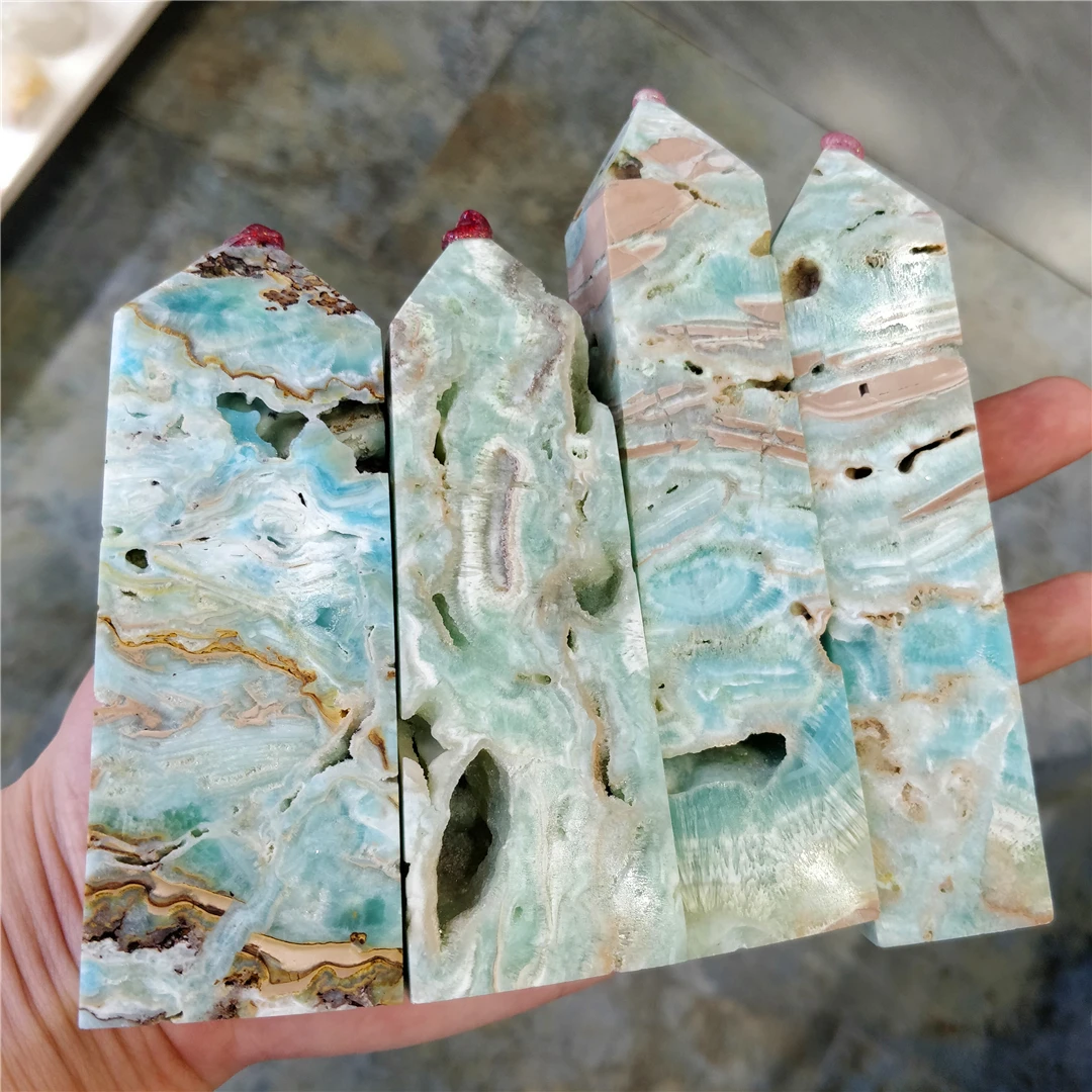 Batu Mineral Alami Langit Biru Kristal Kalsit Karibia Druse Titik Hemimorphite Menara Lucu Batu Spiritual Kantor Rumah