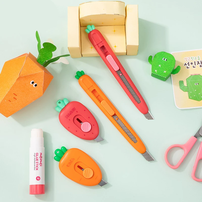 1Pc แบบพกพา Mini Art Cutter Utility มีดนักเรียนอุปกรณ์ศิลปะ DIY เครื่องมือเครื่องเขียนอุปกรณ์โรงเรียน