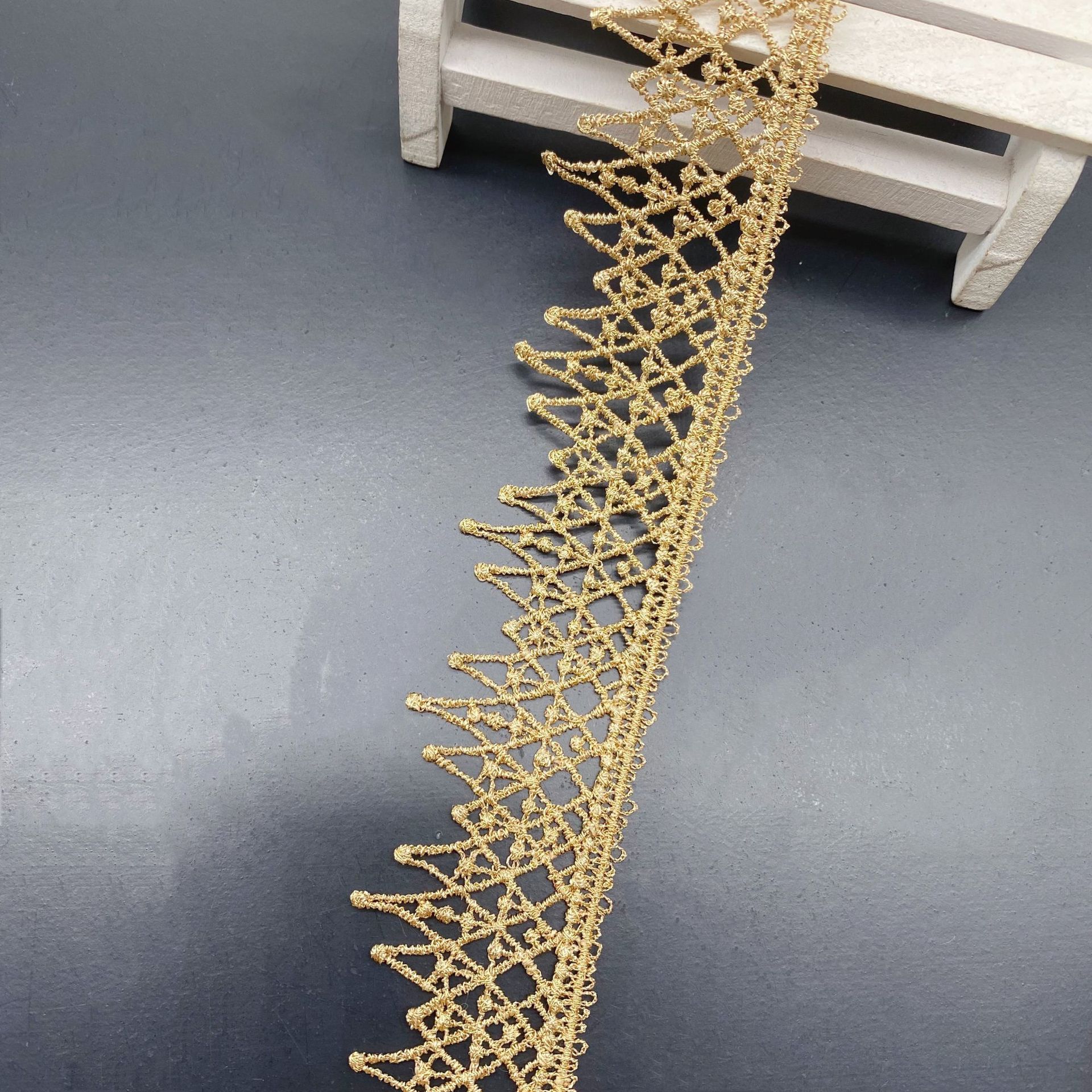 Cintas de encaje bordadas de color rosa dorado Unilateral, material de costura artesanal, hecho a mano, 5 yardas/lote