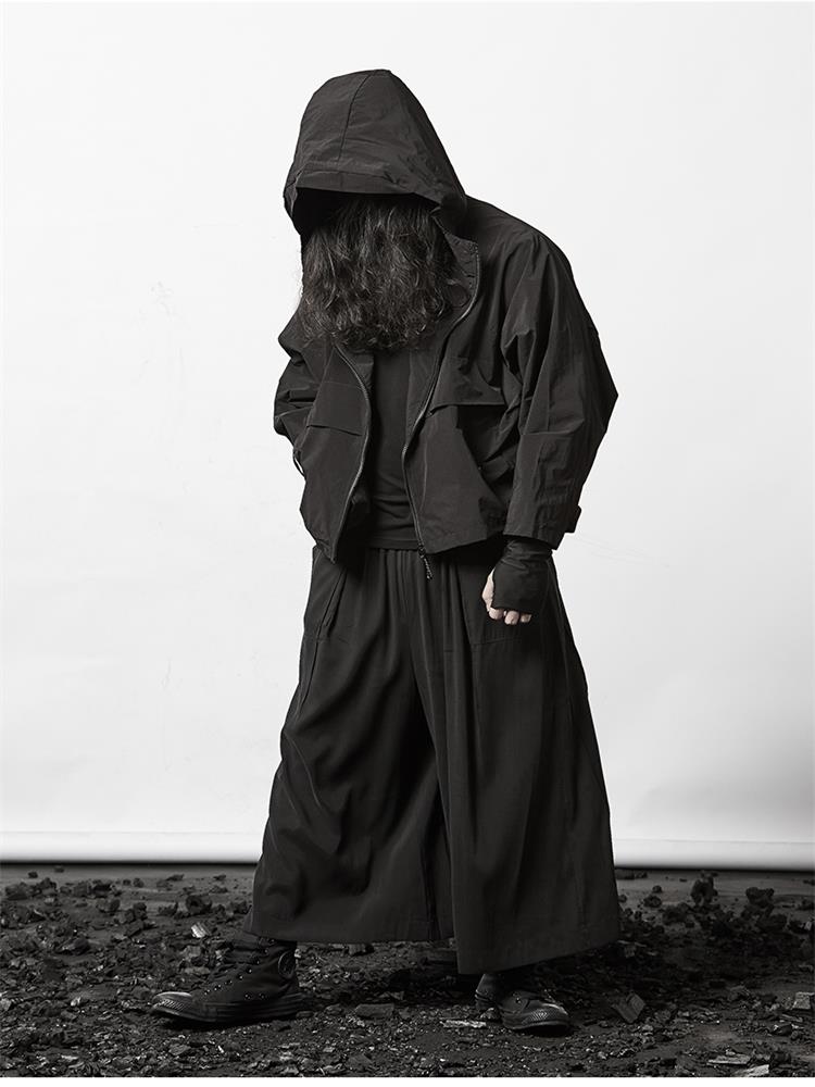 Celana Kaki Lebar Pria Mode Kepribadian Jepang Baru Pasang Celana Kasual Ukuran Besar Longgar Hitam Gelap Pria