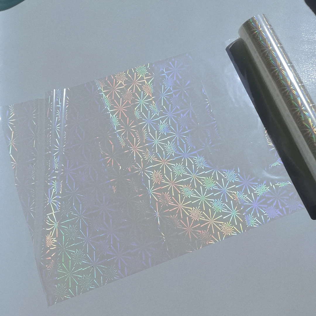 Nouveau Design holographique 8.4 "X 120 m/Lot, feuille transparente pour estampage à chaud sur papier ou plastique (21cm), boîte d'emballage pour bricolage