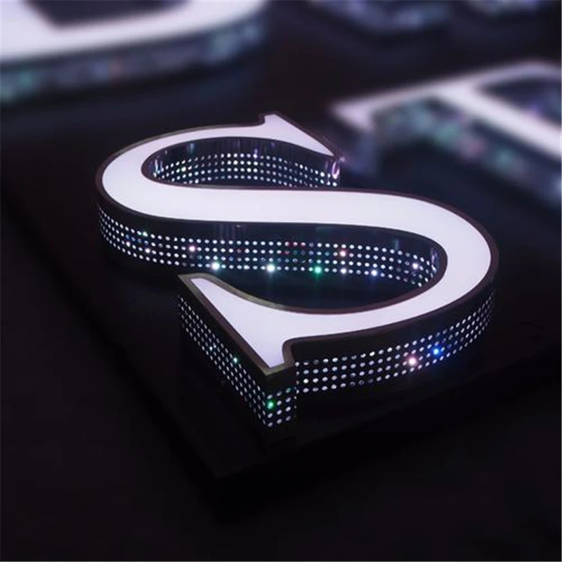Factory Outlet Logotipo personalizado con iluminación frontal y iluminación lateral, señales personalizadas, letreros de letras LED con nombre de tienda al aire libre