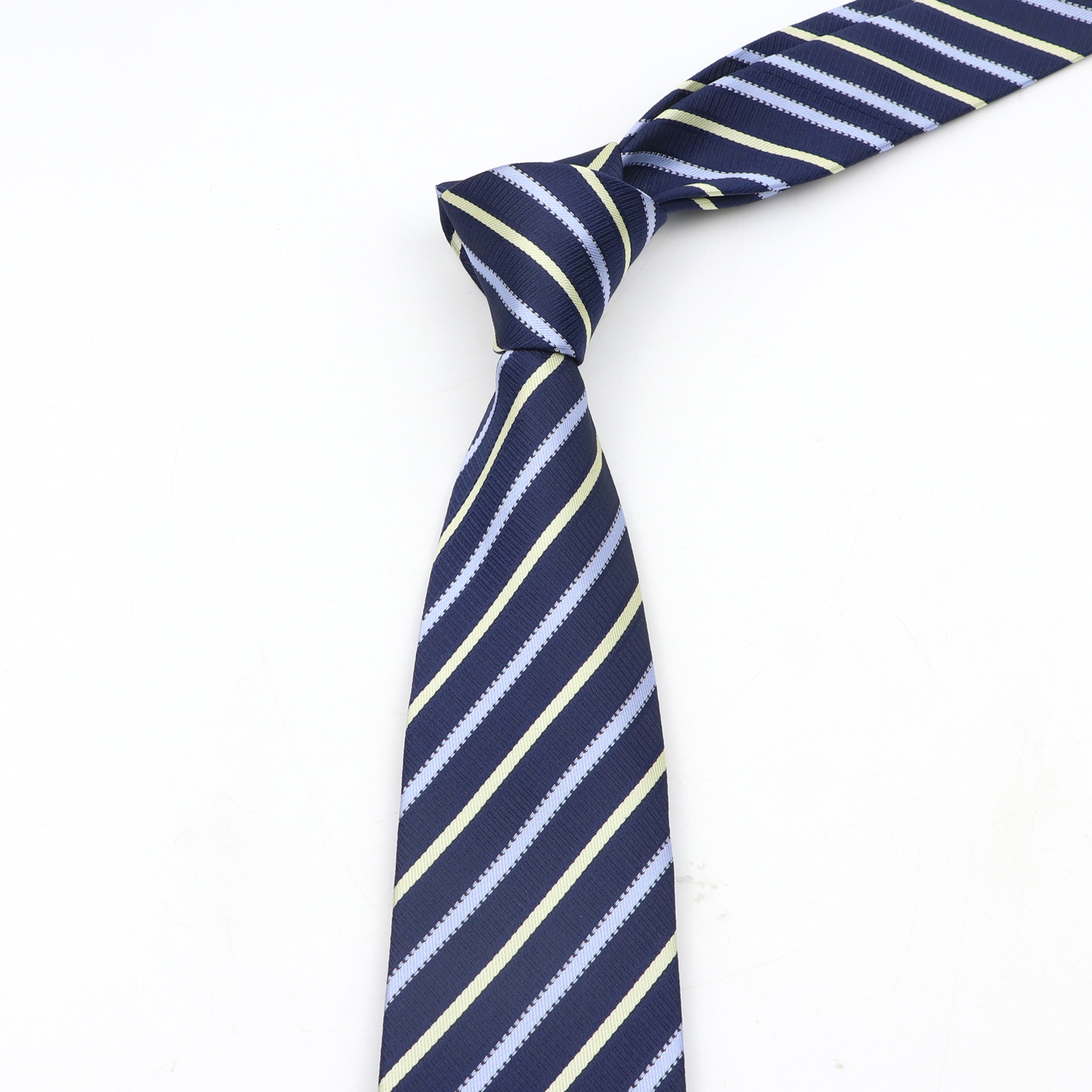 Nouvelle cravate pour hommes classique rouge bleu noir couleur unie rayure 7 cm Jacquard cravate usage quotidien affaires formelle cravate de mariage cadeau pour hommes