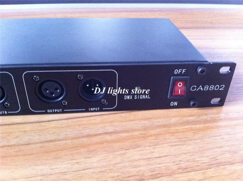 Beste qualität Bühne Licht DMX Signal Verstärker Bühne Licht Controller DMX512 Splitter 8-weg DMX Verteiler für bühne Ausrüstung