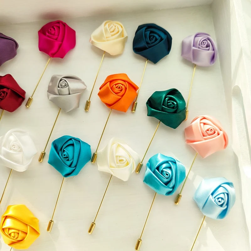 ผู้ชายเจ้าบ่าว Boutonniere Pins แต่งงาน Corsage เข็มกลัดผู้หญิงดอกไม้กุหลาบผ้าไหมเจ้าบ่าว Buttonhole แต่งงานชุดอุปกรณ์เสริมพรหม A
