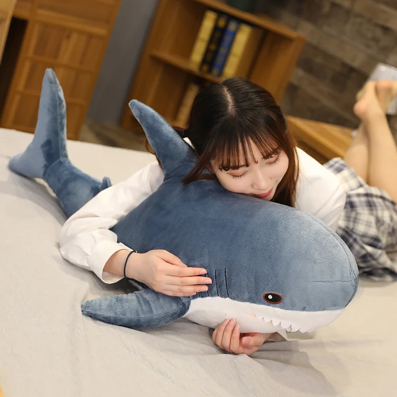 Jouet en peluche requin mignon 45/60/80cm, oreiller de lecture d'animaux en peluche doux pour cadeaux d'anniversaire, coussin poupée cadeau