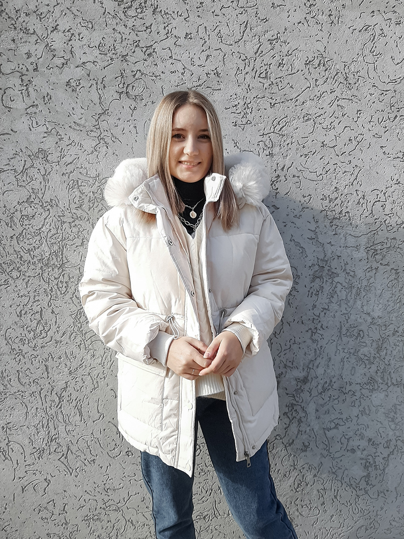 HWL 2024 coton rembourré fourrure Parka nouveau grand col de fourrure vers le bas veste d'hiver femmes épais chaud Parkas vêtements de dessus pour femmes