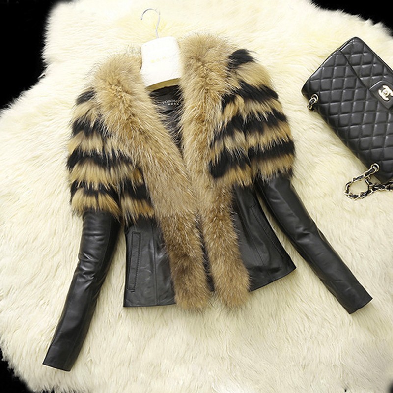 Jaket Bulu Palsu Jahitan PU Musim Dingin Hangat Jaket Pinggang Tinggi Jaket Bulu Rubah Palsu Mantel Rambut Rakun Imitasi Ritsleting Lengan Panjang