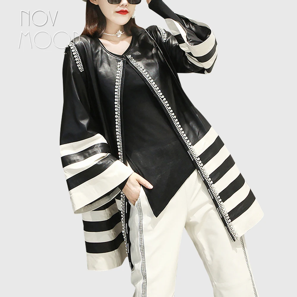 Novmoop echtem leder frauen langen mantel flare hülse gefälschte diamant perlen breite streifen gedruckt sheekskin Chaqueta de cuero LT3455