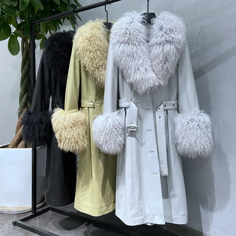 Echt natuurlijk schapenbont kraag en manchetten, lange jas, Mongolië schapen, bont, pluizig, winter, chic, bovenkleding, luxe, 2023
