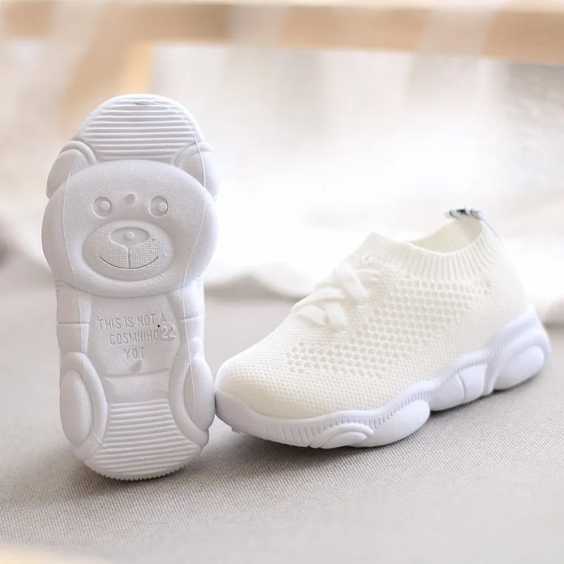 รองเท้าผ้าใบเด็กรองเท้า Antislip รองเท้าผ้าใบเด็กด้านล่างนุ่มสบายๆเด็กขนาดเด็กหญิงกีฬารองเท้าฤดูใบไม้ผลิฤดูร้อน