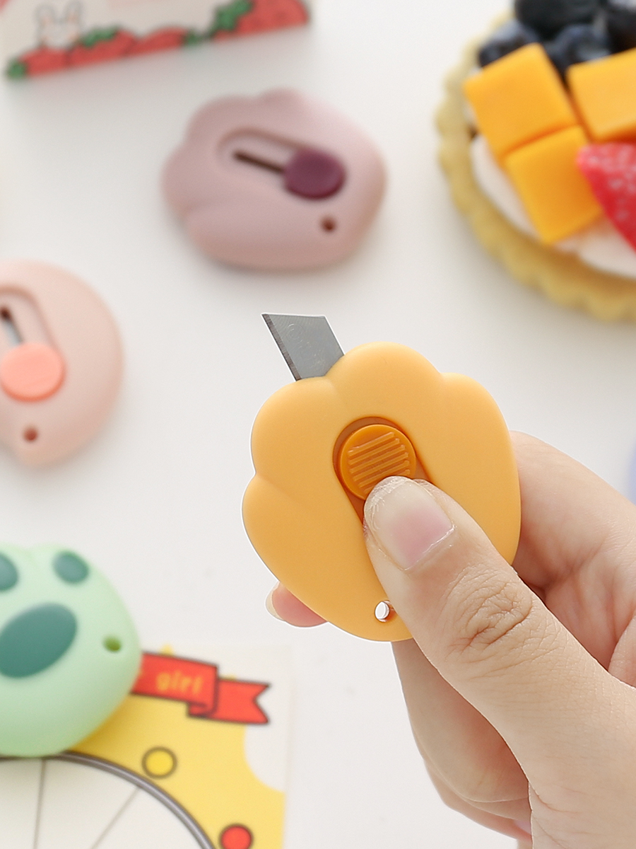 MINKYS Kawaii Mini Tasche Katze Pfote Kunst Utility Messer Express Box Messer Papier Cutter Handwerk Verpackung Nachfüllbare Klinge Schreibwaren