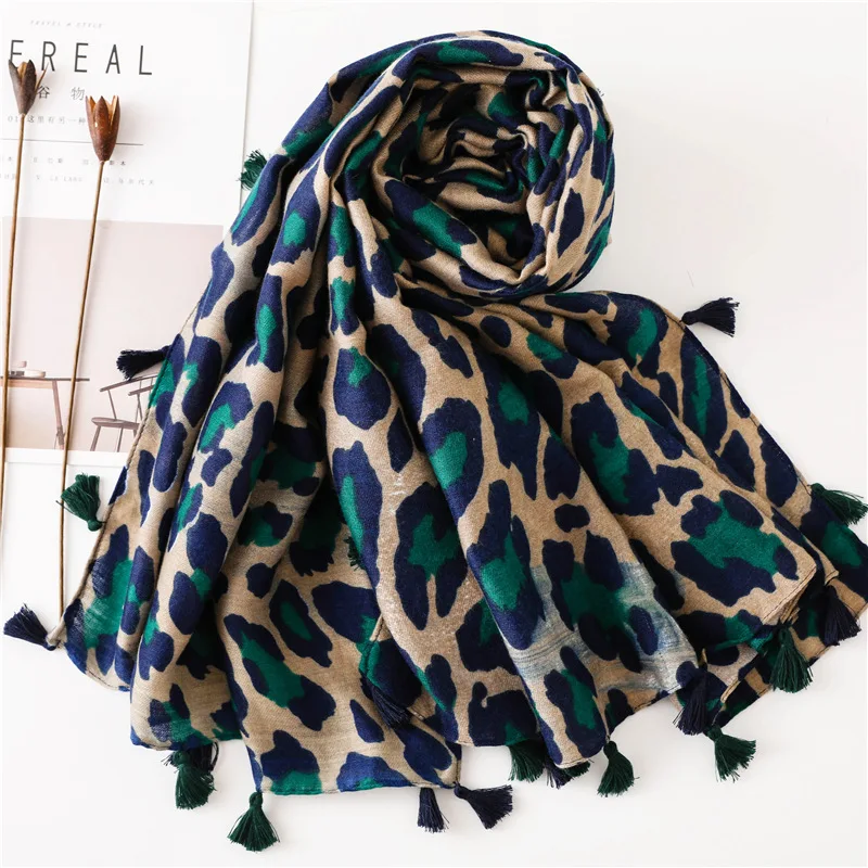 2021 In Hình Con Báo Khăn Choàng Nữ Thu Đông Phụ Nữ Hồi Giáo Hijab Khăn Choàng Cổ Tua Rua Size Lớn Đầu Khăn Tay Nữ Bandana