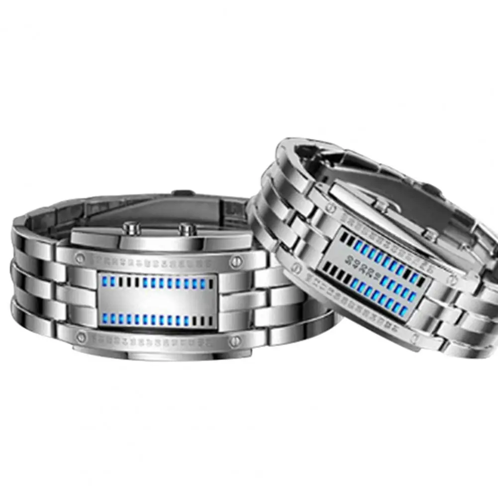 คู่ Electronic นาฬิกาข้อมือวันที่ดิจิตอลจอแสดงผล LED ทังสเตนเหล็กแฟชั่นส่องสว่างผู้หญิงผู้ชายนาฬิกา
