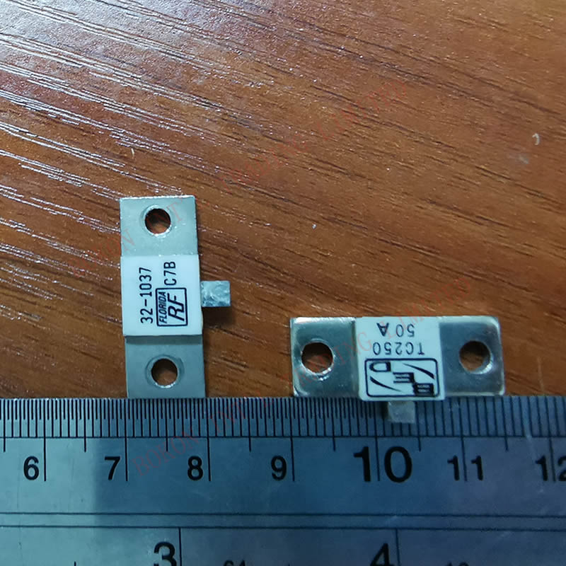 Abschluss flansch halterung 2,0 Watt 50 Ohm Gleichstrom-2, 5 GHz 32-1, 5 tc250 50a 1037 Watt