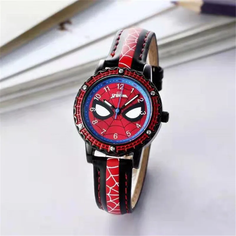 Zegarek dla dzieci z kreskówek chłopiec uczeń szkoły podstawowej zegar Spiderman zegarek kwarcowy świecący wskaźnik chłopięcy zegarek na rękę