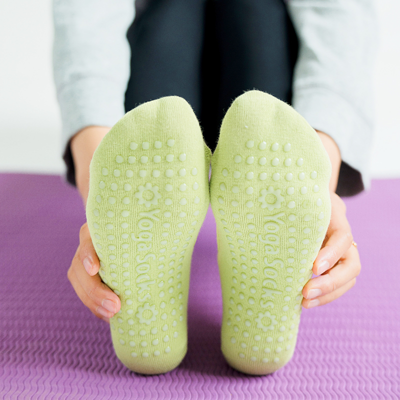 Calcetines de Pilates de alta calidad para mujer, calcetines de Yoga antideslizantes y transpirables con espalda descubierta, calcetines deportivos de baile de Ballet para Fitness y gimnasio
