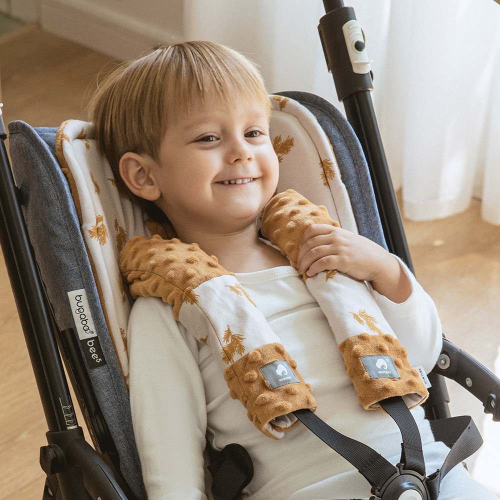 ผ้าคลุม Tali bahu คาดอกสำหรับรถยนต์แผ่นนุ่มป้องกันการพันคอสำหรับเด็ก bantal Kursi ความปลอดภัยของเด็ก