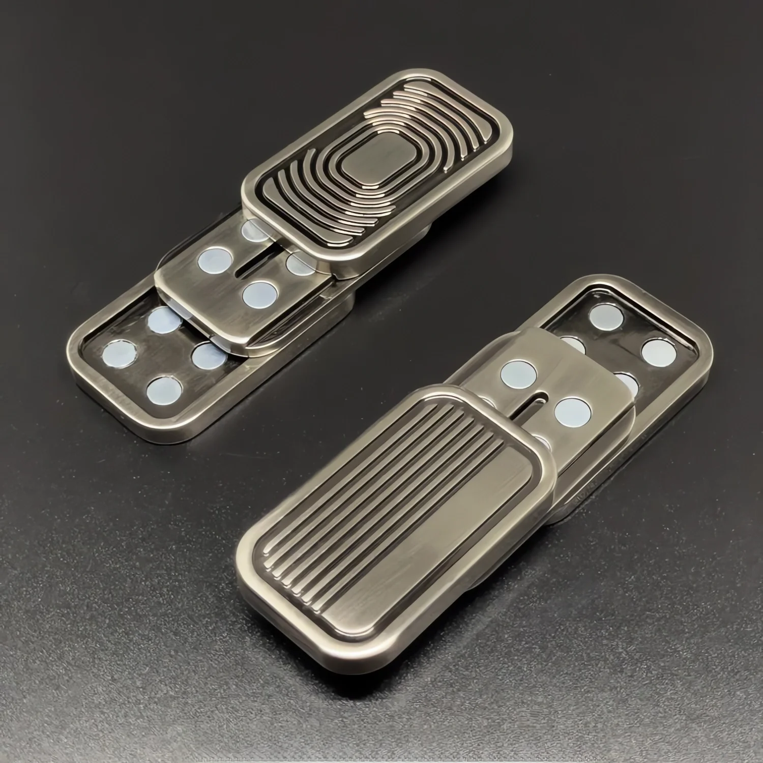 Triple Push Slider Magnetic Fidget Slider, กล้องรูป ADHD Push Slider ของเล่นโลหะกดคลิกความวิตกกังวลความเครียดบรรเทา Fidget ของเล่น