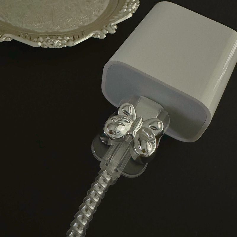 Corea lindo 3D mariposa fresa transparente cargador Protector cubierta cargador línea protectores organizador enrollador cubierta protectora
