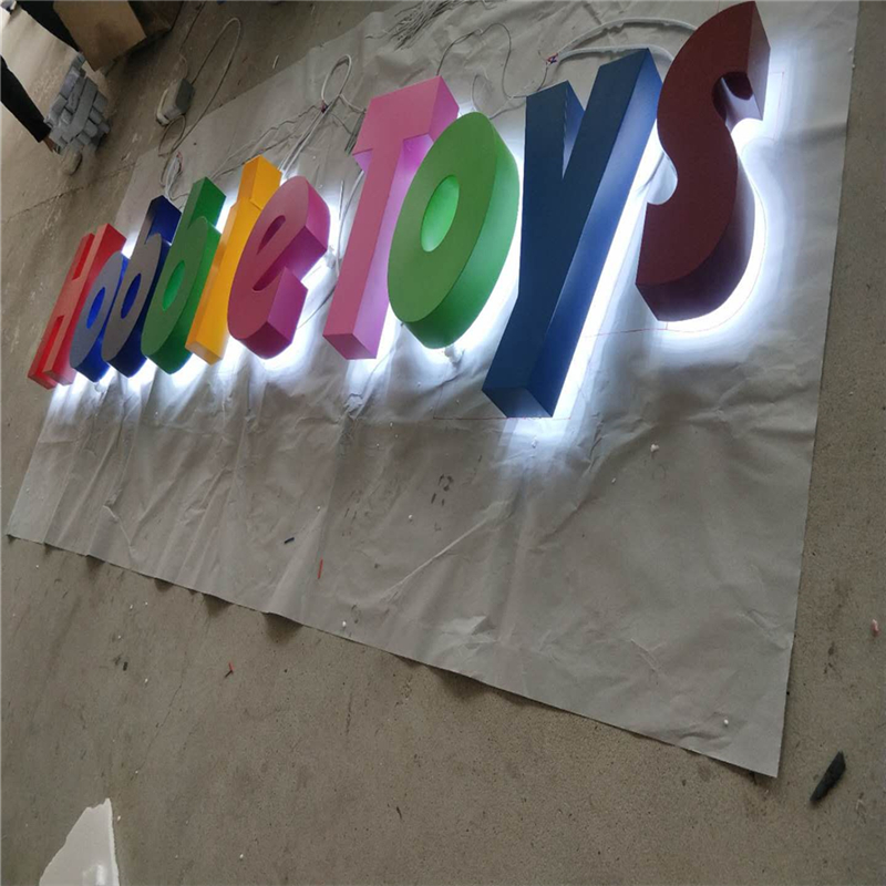 ป้ายร้าน LED Backlit สแตนเลสกลางแจ้งแบบกําหนดเอง, ตัวอักษร LED Halolit โลหะ 3 มิติย้อนกลับป้ายร้านเรืองแสง