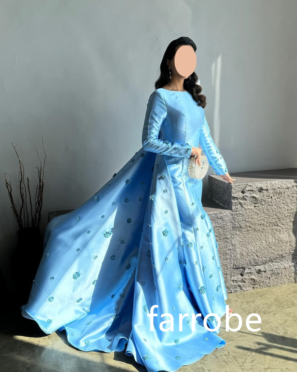 Maßgeschneiderte formelle Plissee-Blumen-Meerjungfrau-Midikleider mit O-Ausschnitt, maßgeschneiderte Anlasskleider, klassisch, exquisit, moderner Stil, Pastrol Unise