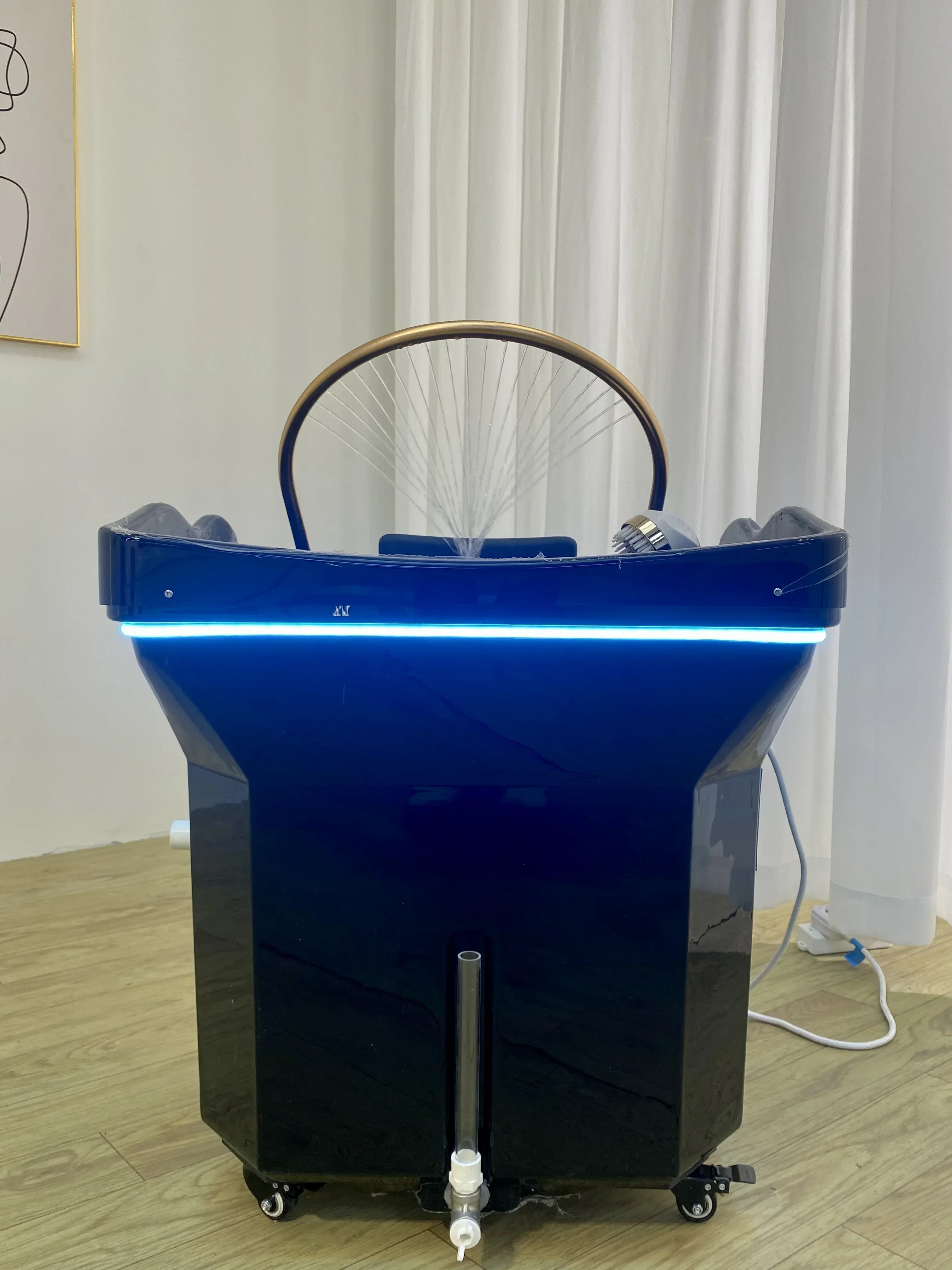 EU-Lager kommt in 3–7 Tagen. Kopf-Spa-Ausrüstung, Spa-Bett mit Wassertank, mobiler Shampoo-Stuhl, Waschbecken, schwarze tragbare Shampoo-Ba