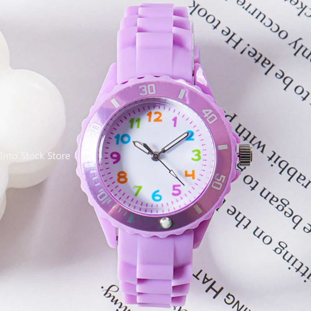 Reloj analógico de silicona suave para niños y niñas, pulsera de cuarzo resistente al agua con número colorido, bonito