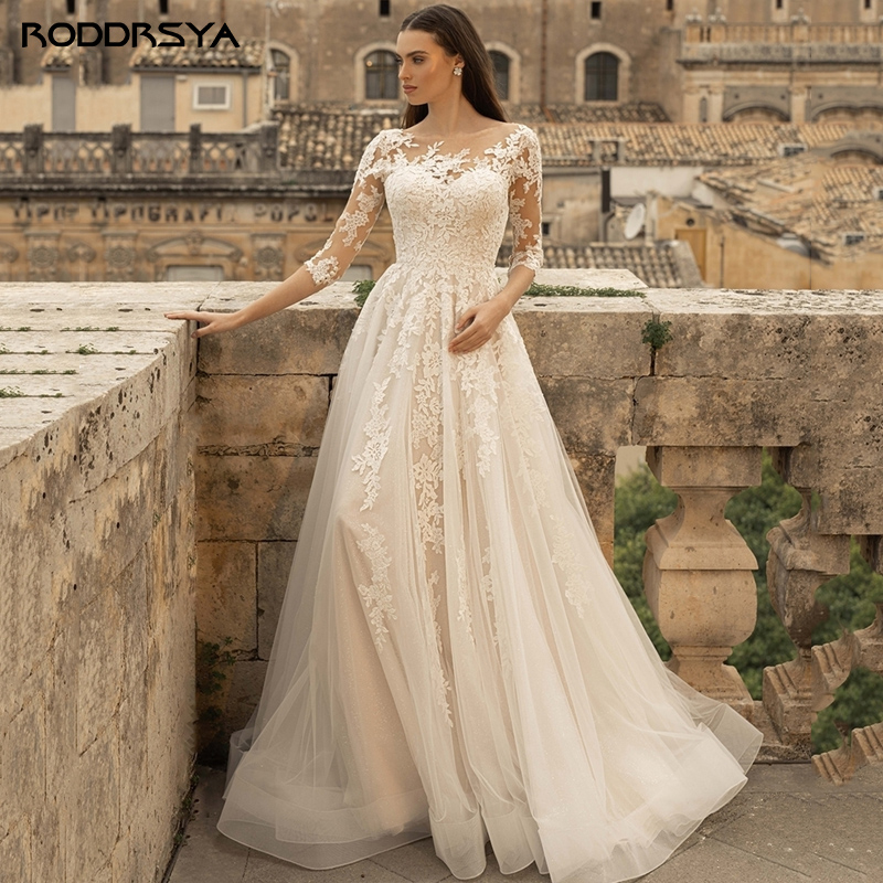 Roddrsya Vintage Brautkleid U-Ausschnitt 3/4 Spitzen ärmel Brautkleider Applikationen Sweep Train Boho Vestidos de Novia angepasstRODDRSYA Vintage Brautkleid U-Ausschnitt 3/4 Spitze Ärmel Brautkleider Applikationen Swe