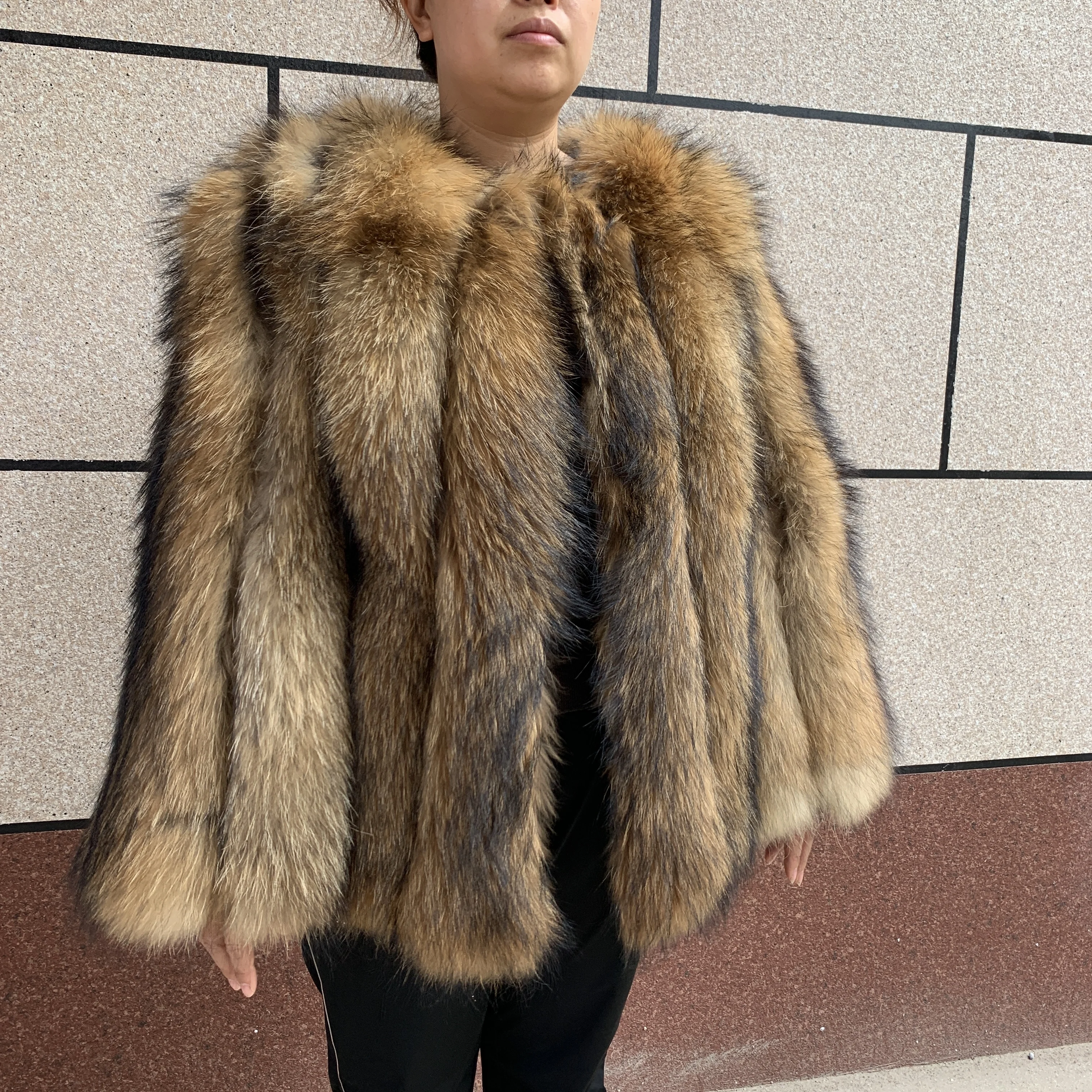 Nouveau style raton laveur vraie fourrure veste verticale manches verticales 100% manteau de fourrure véritable femmes hiver chaud veste de fourrure de renard verticale
