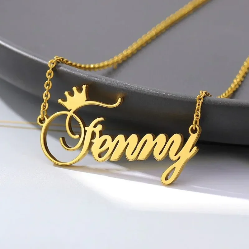 Collar con nombre personalizado para mujer, corona personalizada, fuente cursiva, colgante de letra de acero inoxidable dorado, Gargantilla, joyería, regalo de Navidad
