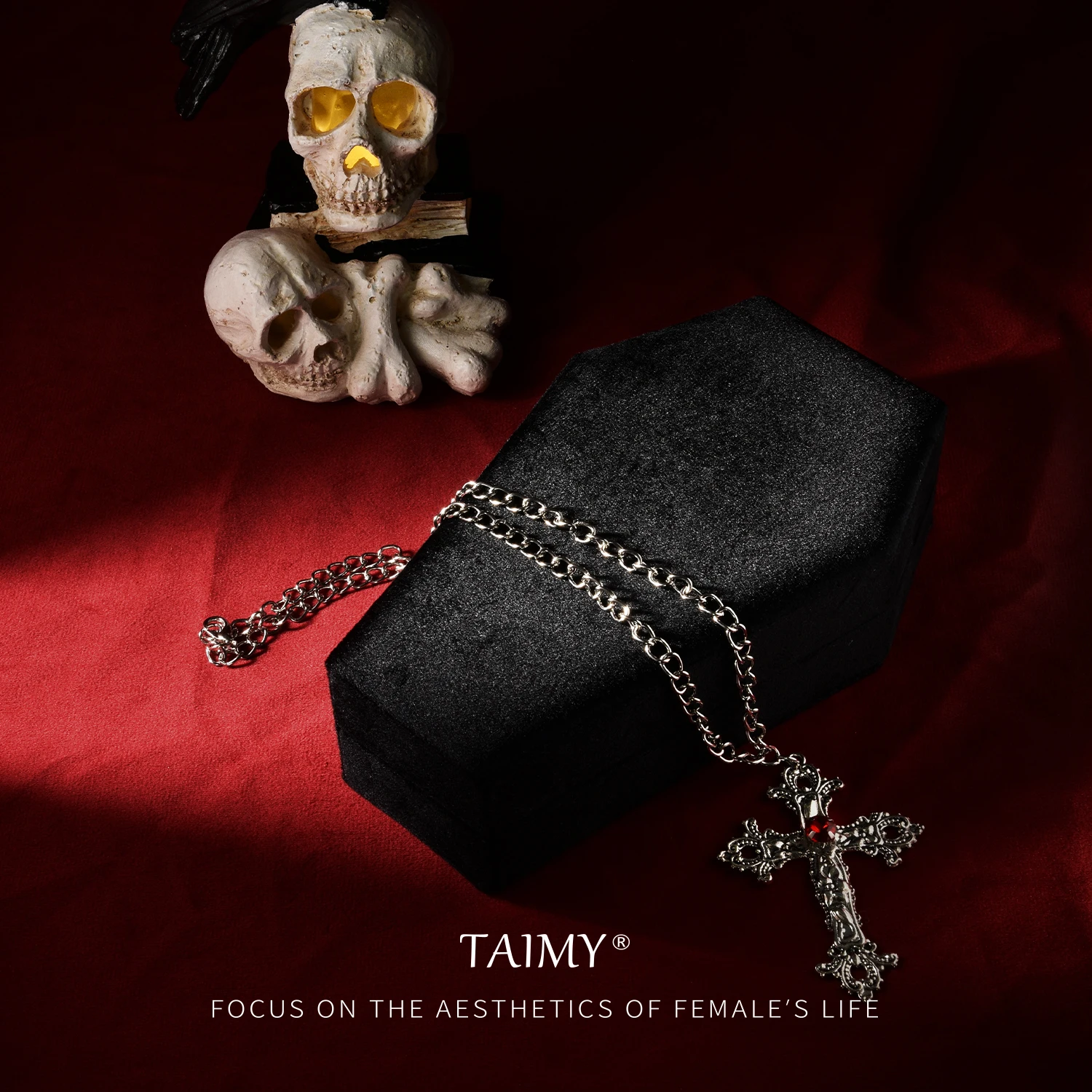 TAIMY-joyero Retro de terciopelo con forma de ataúd, joyero gótico de vampiro rojo, caja de almacenamiento portátil para collar y anillo, entrega rápida