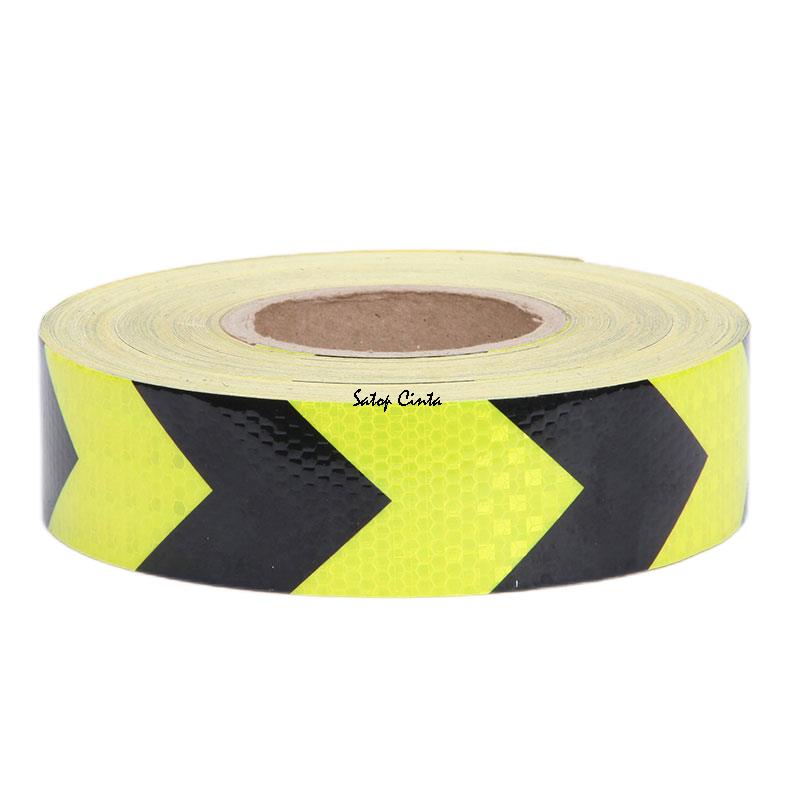 Светоотражающая лента со стрелками, 5 см * 50 м