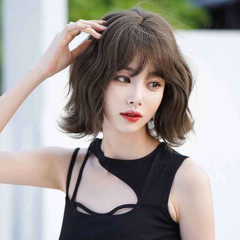 7JHH WIGS คลื่นสั้นสีน้ําตาล BOB วิกผมสําหรับผู้หญิงทุกวันสังเคราะห์ความหนาแน่นสูงแฟชั่นหยัก Cool สีน้ําตาลผมวิกผม Neat Bangs