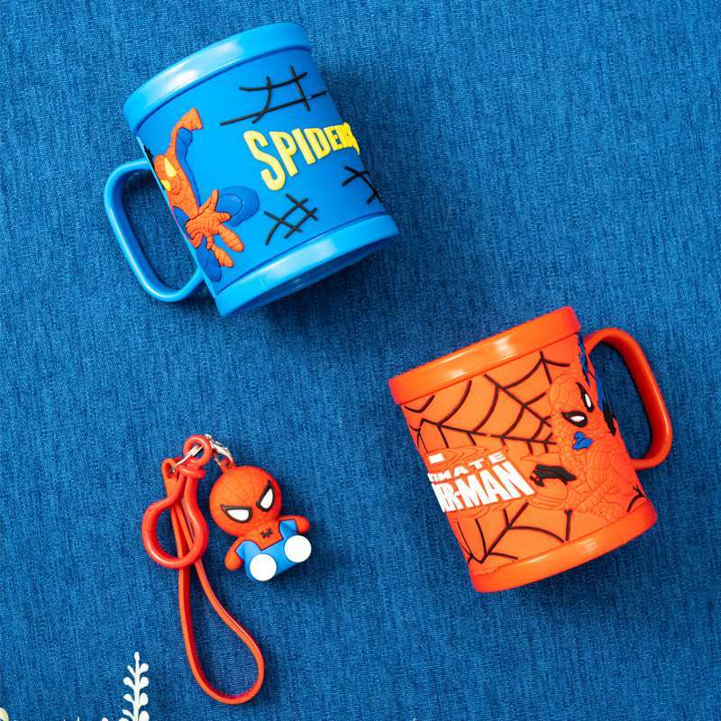 Marvel Spiderman nueva versión coreana para niños de animación personalidad creativa dibujos animados forma linda taza de lavado de plástico anticaída