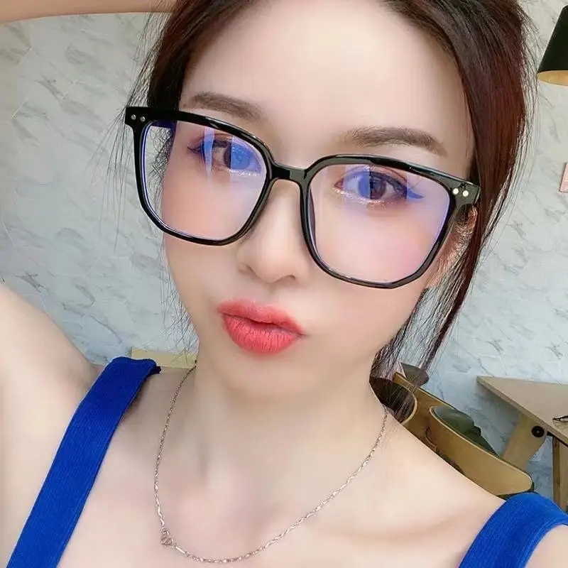 Gafas transparentes antiluz azul de moda con montura cuadrada de plástico unisex para accesorios de ropa de regreso a la escuela.