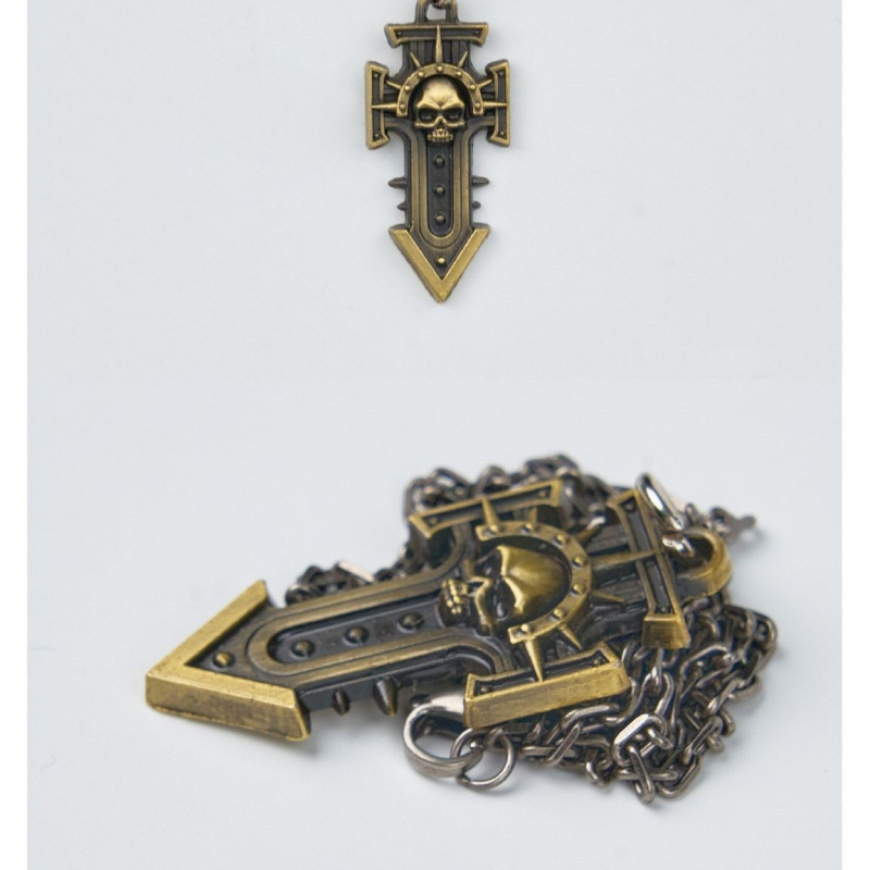 War Hammer40KPeriphery Unyielding Expedition Pendant Keychain Necklace Personality Original Retro Friend Gift