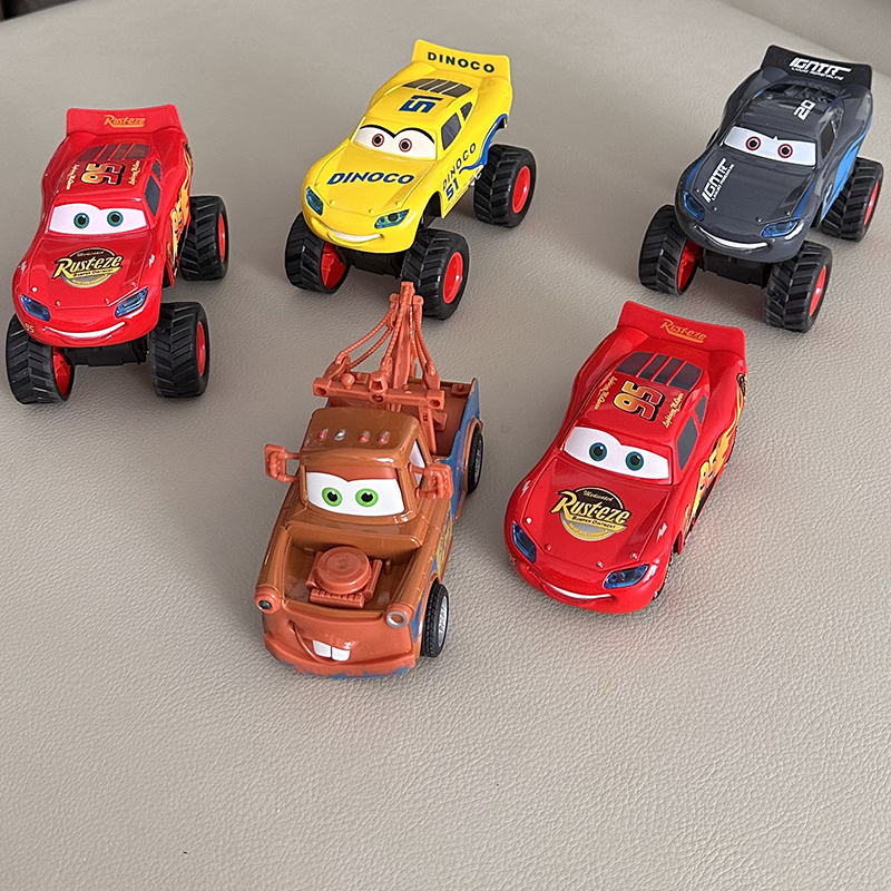 Disney Pixar Carros 3 Liga de Carros Brinquedos, Relâmpago Mcqueen, Rodas Grandes, Tio Caminhão, Ramirez, Tempestade, Jackso Cruz, Som e Luz, Presentes