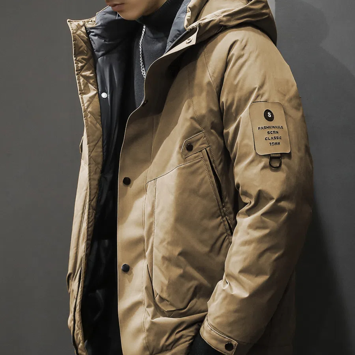 男性用の白いダックダウンウインドブレーカー、3つのプルーフジャケット、ゆったりとした厚い暖かいコート、屋外トレッキングスキーストームスーツ、旅行用アウター、秋と冬