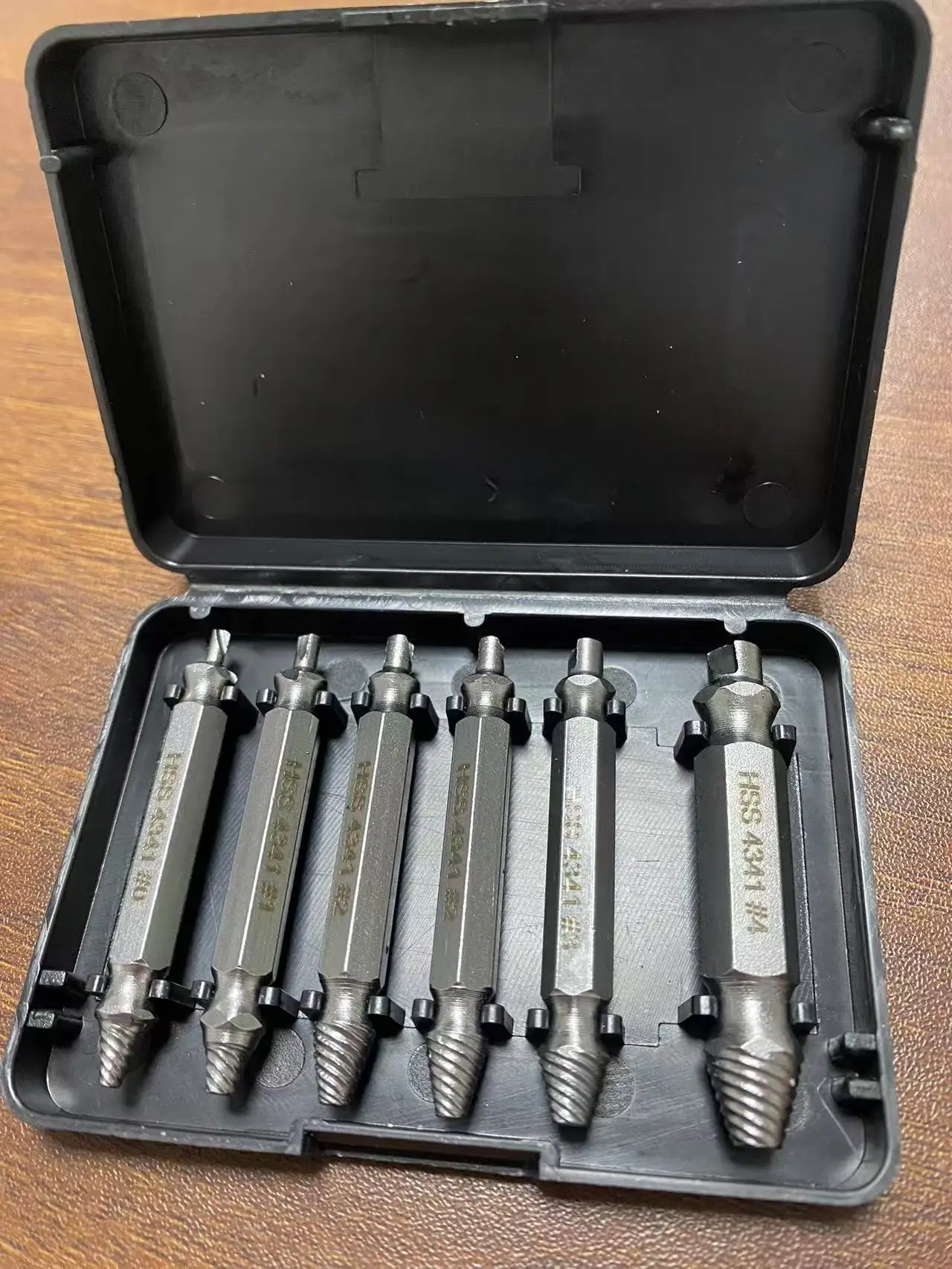 HSS เจาะ Bit Screw Extractor Set เหล็กความเร็วสูง Stripped Broken Remover ขนาดเล็กได้อย่างง่ายดาย Take Out Kit เครื่องมือไฟฟ้า