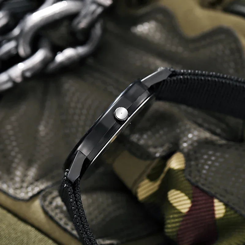 Relojes de moda para hombre, Reloj luminoso con banda de nailon, relojes de pulsera deportivos de cuarzo para hombre, Reloj resistente al agua para parejas