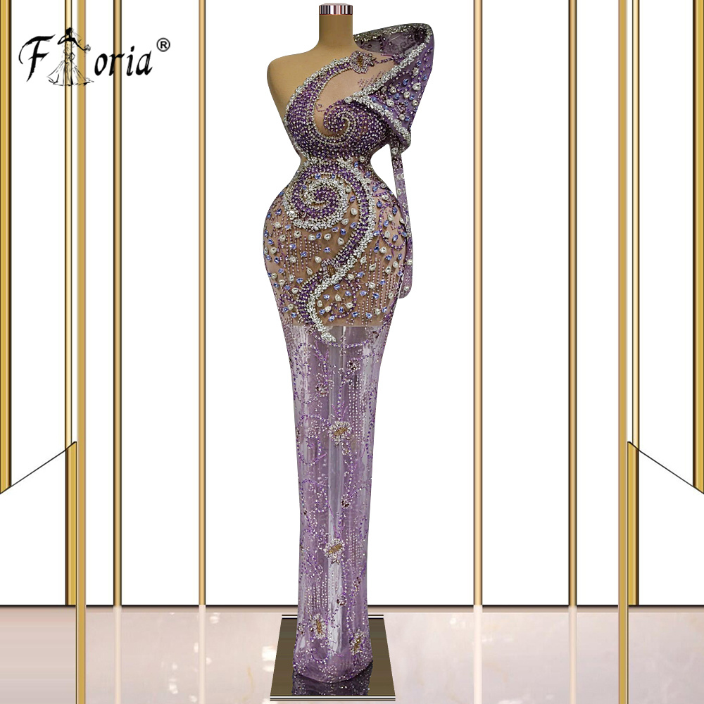 Роскошное вечернее платье с одним открытым плечом и бусинами