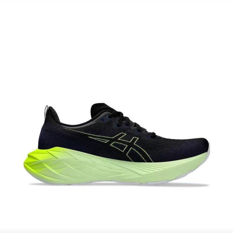 Asics Novablast 4 รองเท้าวิ่งสบายรองเท้าผ้าใบตัดต่ําระบายอากาศสําหรับผู้ชาย