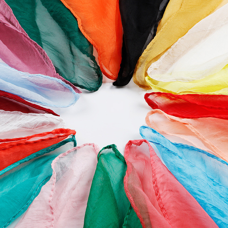 新しい 70 × 70 センチメートルシミュレーションシルクスカーフ女性の多用途小さな正方形固体シフォンスカーフガーゼスカーフパーティーギフト