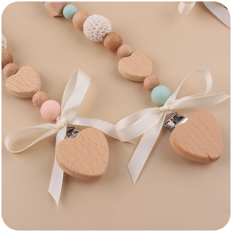 Custom ชื่อลูกปัดหัวใจไม้ส่วนบุคคล Baby Pacifier Chain Dummy จุกนมผู้ถือ Guard Teether จี้ของขวัญทารกแรกเกิด Stuff