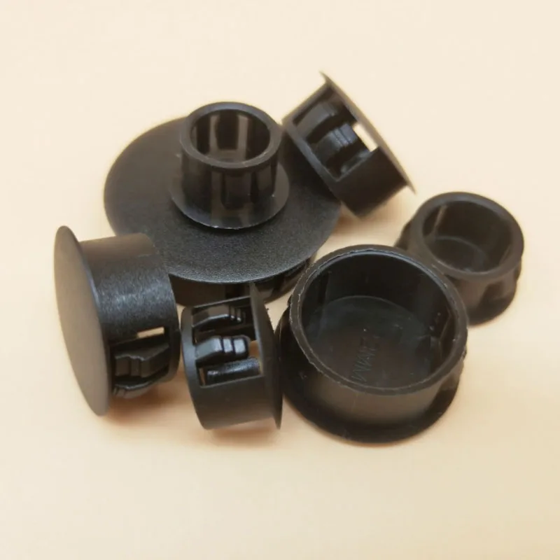 5 มม.~ 50 มม.พลาสติก Snap-On Hole หมวกด้ายหลุมฝุ่นไนลอนรอบหลุมปลั๊ก Blanking End CAP