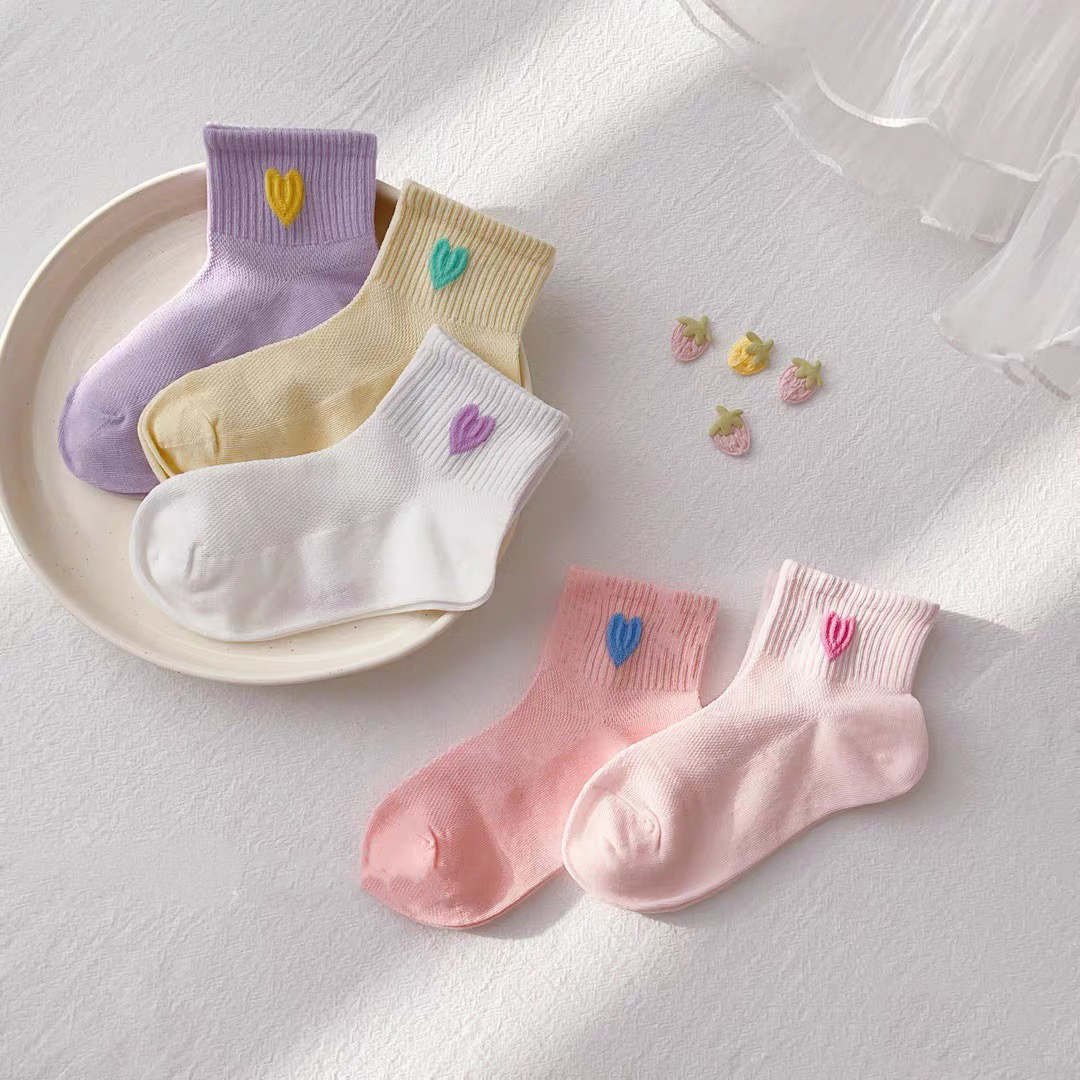 Verano algodón sólido colorido niños niñas calcetines tobilleros malla caramelo dulce lindo corazón suave transpirable medio calcetines para niños niñas