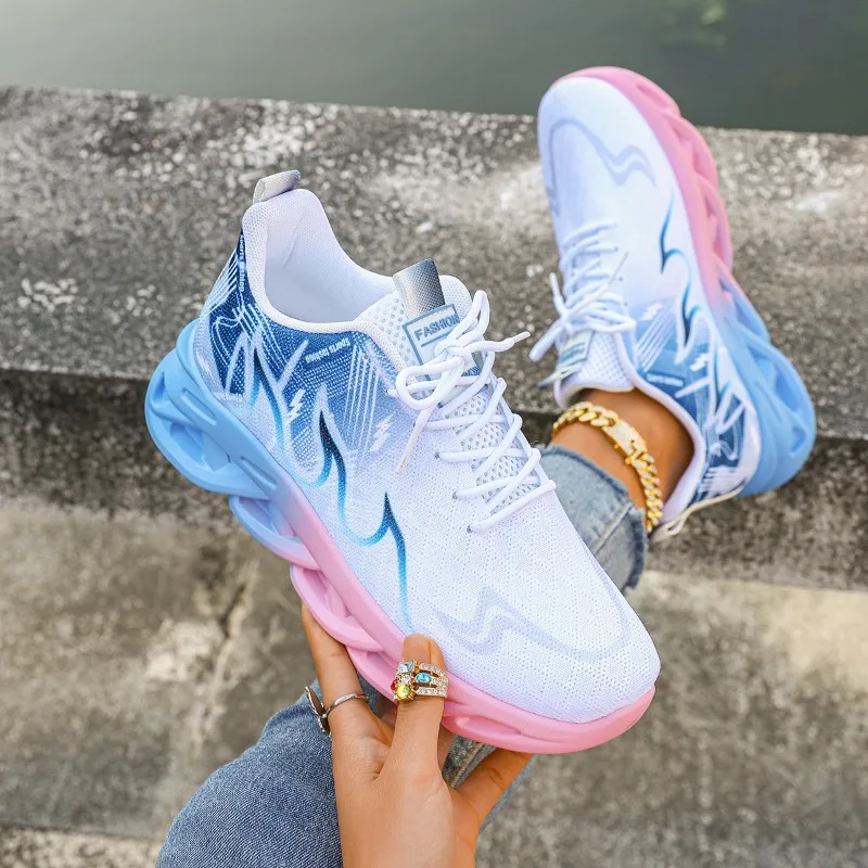 Zapatos deportivos informales para mujer, zapatillas ligeras transpirables, zapatos planos antideslizantes para correr al aire libre, zapatos vulcanizados para mujer