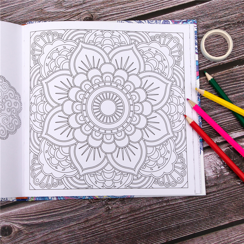 1 หนังสือดอกไม้ Mandalas สมุดระบายสีสําหรับเด็กผู้ใหญ่บรรเทาความเครียดฆ่าเวลา Graffiti วาดภาพวาด Art Book เครื่องเขียน